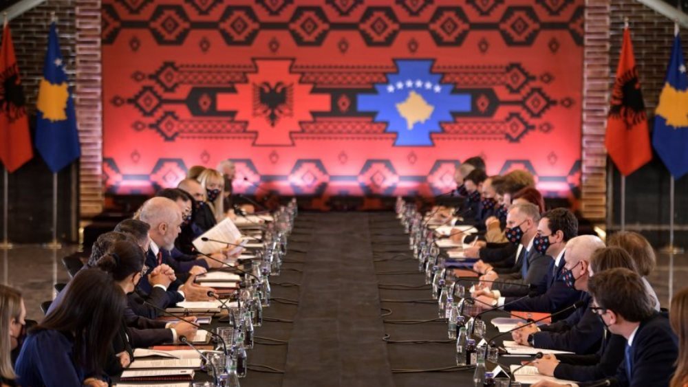 Miratohen dy projektligje te marreveshjes Shqiperi-Kosove